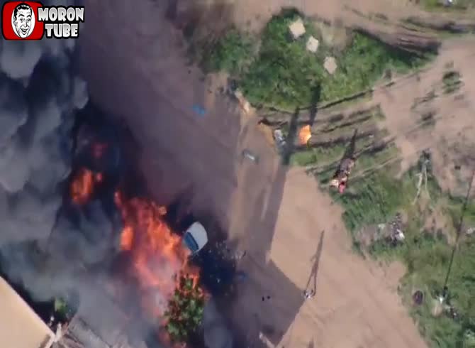 Video :In Khartoum, Sudan, an RSF vehicle is bombed by a Sudanese army drone